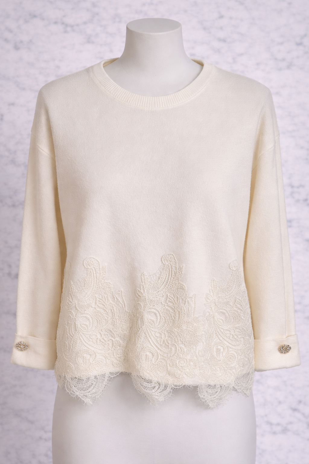 Pull dentelle